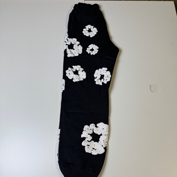 Denim Tears Jeans Black Cotton Wreath Logo Streetwear Mens Unisex - Picture 2 of 5